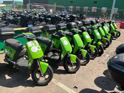 Overzichtsfoto van Super SOCO CUx Partij Elektrische opknap scooters (10x)